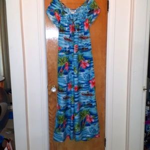 Hilo Hattie Hawaiian dress sz small